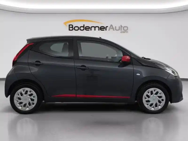 Toyota Aygo 1.0 vvt-i — photo 31