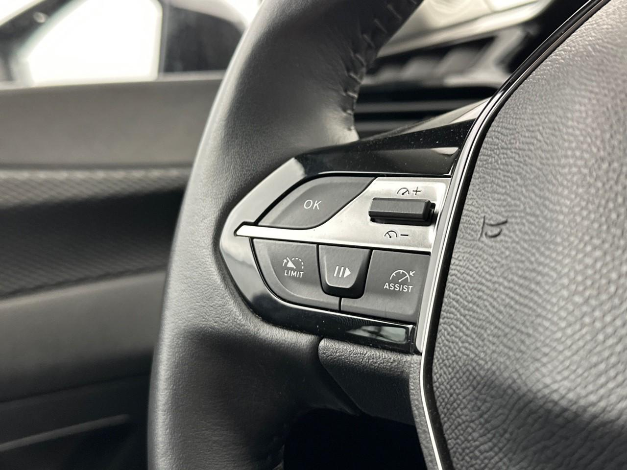 Peugeot 308 puretech 110ch s&s bvm6 active pack — photo 17