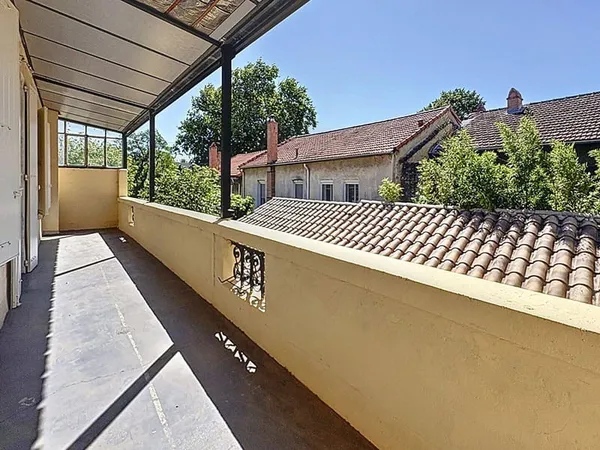 Maison 6 pièces 180 m²