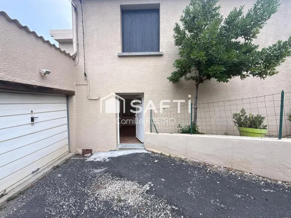SAINT PAUL DE FENOUILLET,MAISON EN DEUX APPARETEMENTS,GARAGE,JARDIN