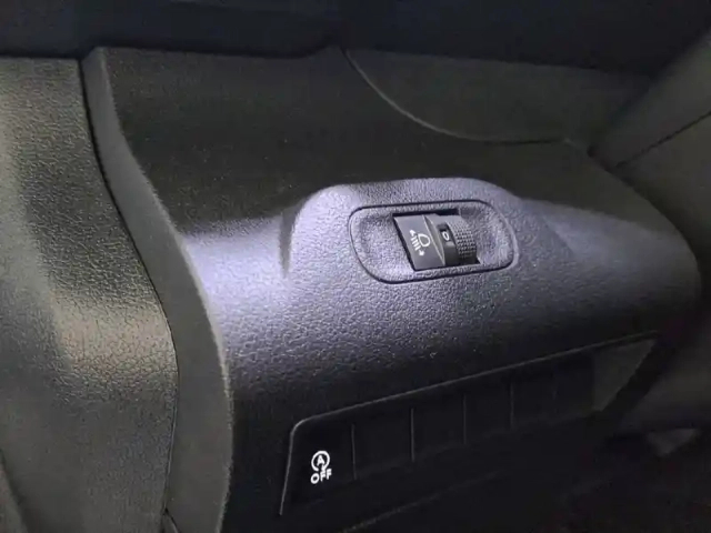 Peugeot Partner fourgon standard 650 kg bluehdi 130 s&amp;s eat8 — photo 45