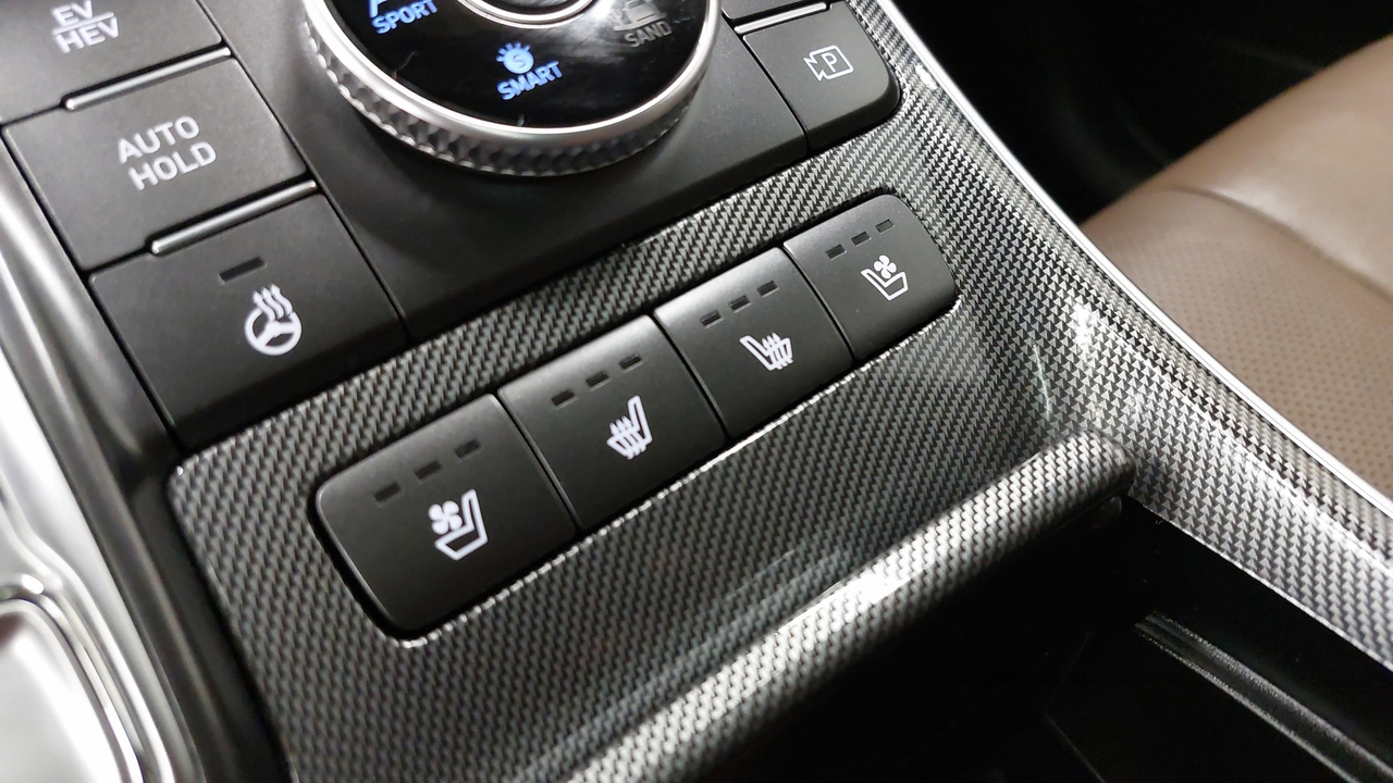 Hyundai Santa Fe 1.6 T-GDi Plug-in 265 HTRAC BVA6 — photo 19