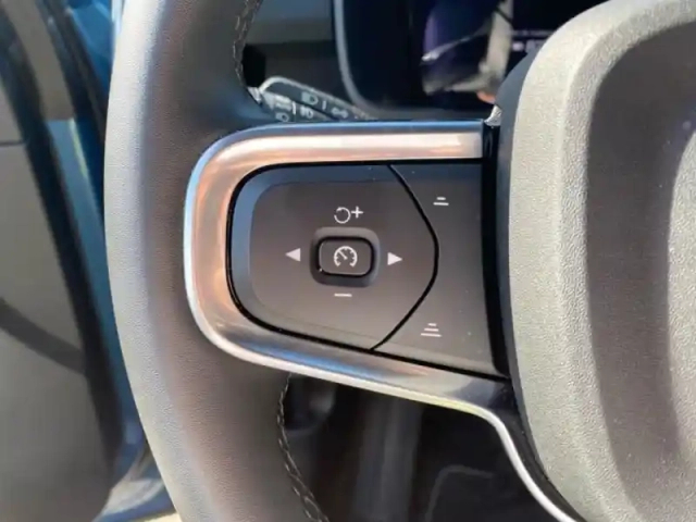 Volvo C40 recharge extended range 252ch ultimate — photo 11