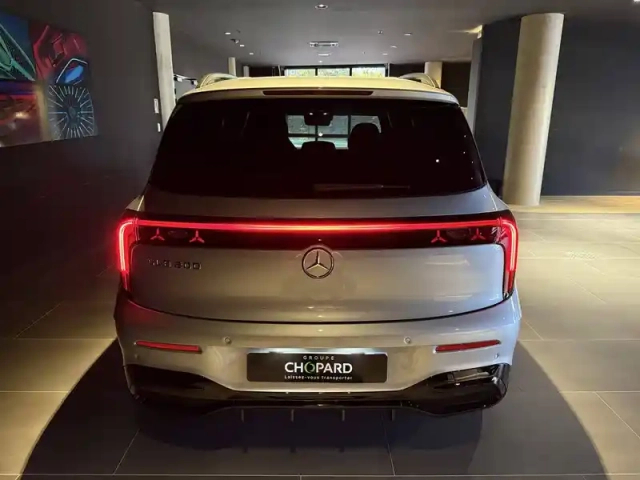 Mercedes Glb 200 — photo 18