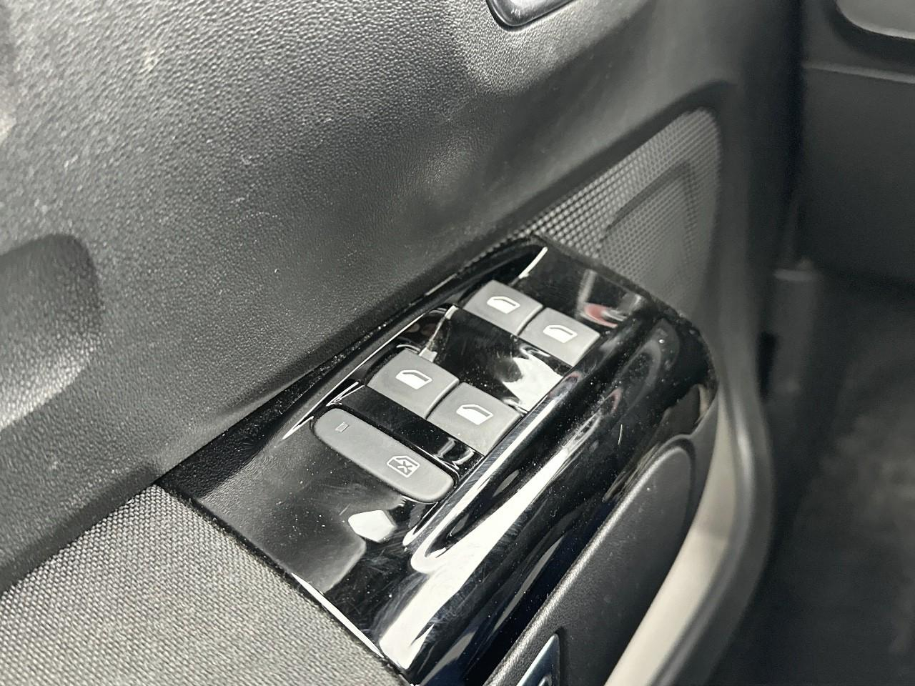 Citroën C3 puretech 110 s&s bvm6 c-series — photo 16