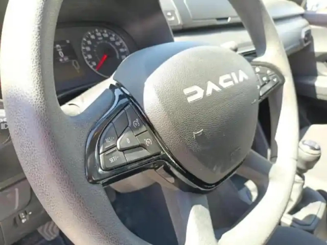 Dacia Sandero 1.0 sce 65ch essential — photo 3