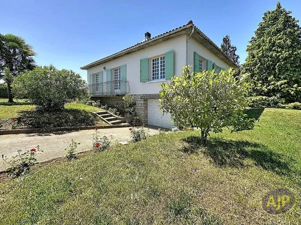 Maison de plain-pied 6 pièces 125 m²