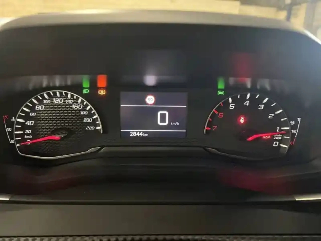 Peugeot 2008 puretech 100 s&amp;s bvm6 — photo 50
