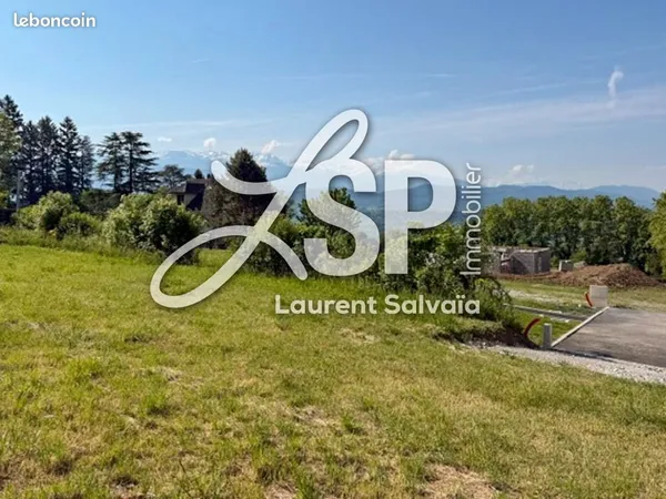 Terrain 1 147 m² Saint Pierre D Albigny