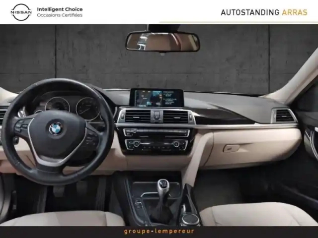 Bmw Serie 3 série 3 318i 136ch luxury — photo 11
