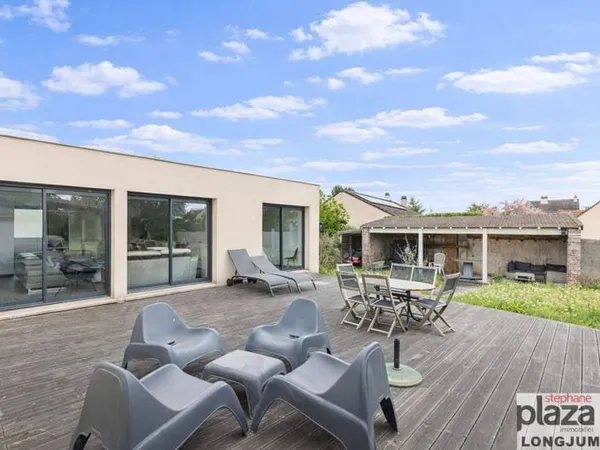 Maison de plain-pied 6 pièces 160 m²