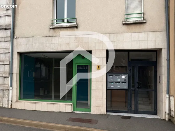 Local 48 m² CHAUMONT