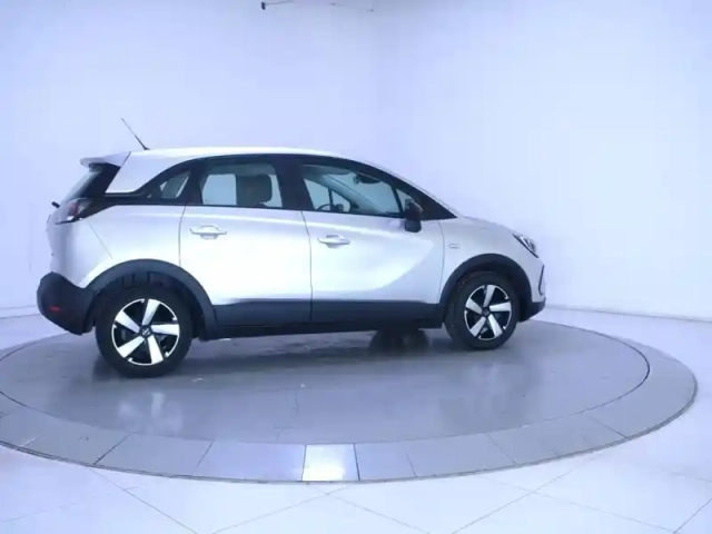 Opel Crossland 1.2 83 ch — photo 5