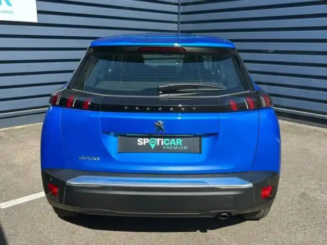 Peugeot 2008 1.2 puretech 100ch s&amp;s style — photo 3