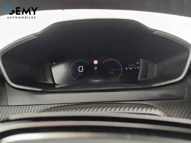 Peugeot 2008 hybrid 145 e-dcs6 — photo 38