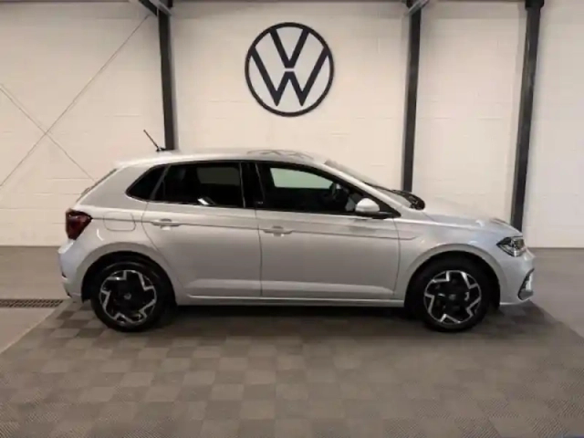 Volkswagen Polo 1.0 tsi 95ch edition 50 dsg7 — photo 3