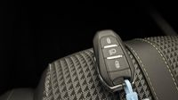 Peugeot 2008 1.2 PureTech 130ch S&S GT EAT8 — photo 16