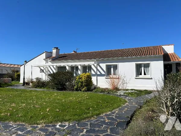 Maison 12 pièces 223 m²