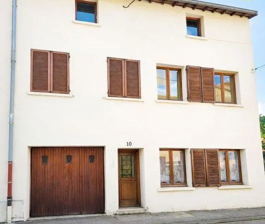 Maison 8 pièces 220 m²