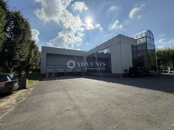 Entrepôt 4370 m²
