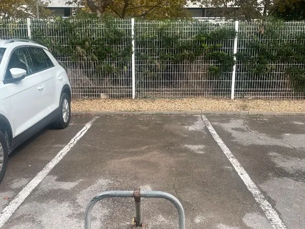 Place de parking securisee