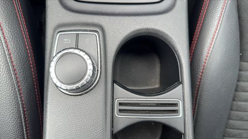 Mercedes Classe A 220 CDI 170 7G-Tronic - Fascination – 2013 – 161900 km – Diesel – Boîte Automatique — photo 17