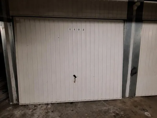 Garage/box 14 m² Bordeaux