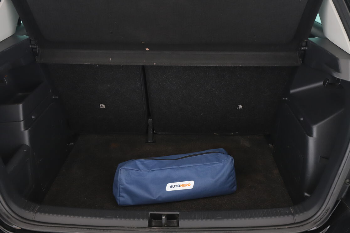 Skoda Fabia 1.0 TSI Drive 125 ans — photo 16