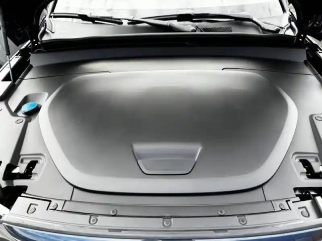 Volvo C40 e single extended range 252ch black edition — photo 10