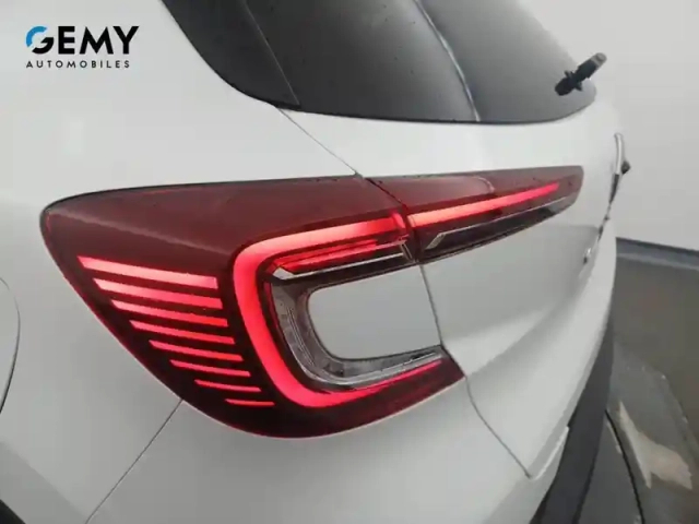 Renault Captur e-tech plug-in 160 — photo 17