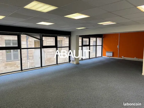 Bureaux 114 m² BORDEAUX