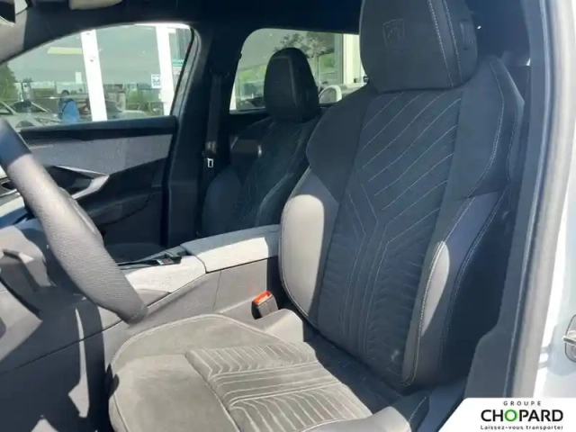 Peugeot 5008 hybrid 145 ch e-dcs6 — photo 9