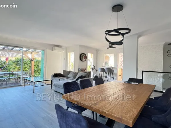 Maison 7 pièces 161 m²