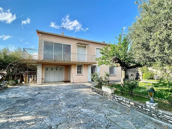 Maison 6 pièces 145 m²