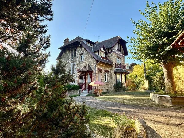 Maison 7 pièces 170 m²