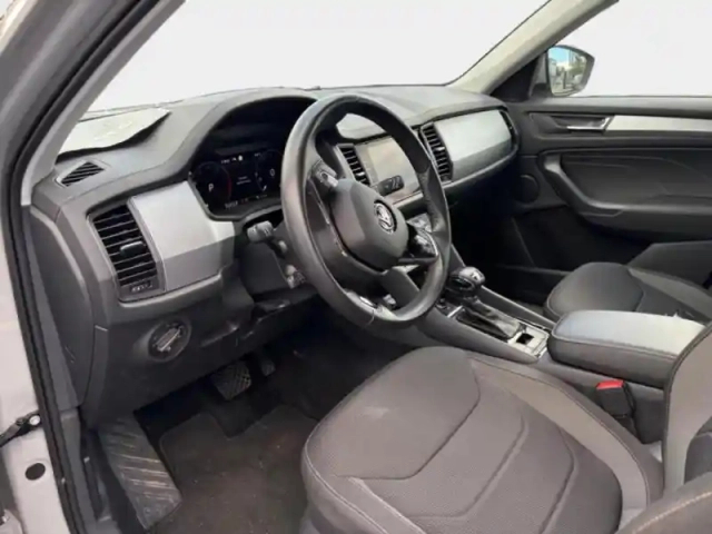 Skoda Kodiaq 2.0 tdi 150ch scrt business  dsg7 7 places — photo 14