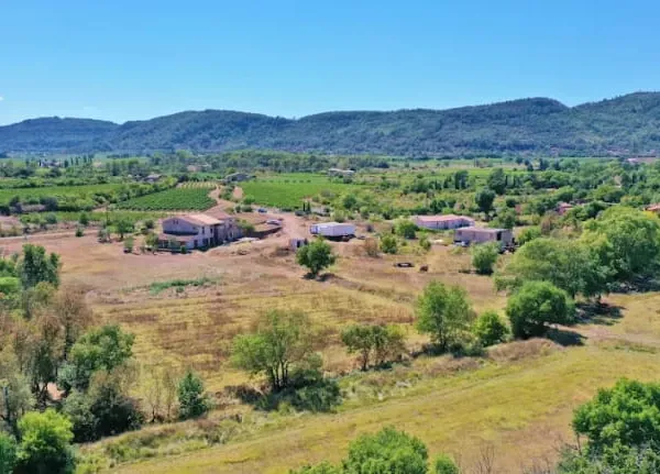 Villa 10 pièces 490 m²