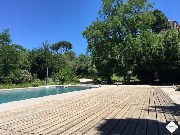 Duplex 4 pièces 220 m²