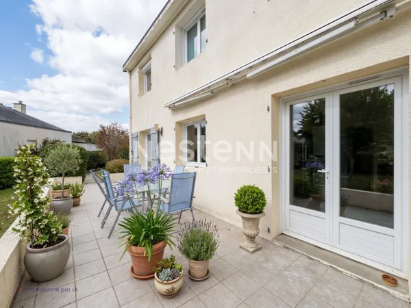 Maison familiale à Basse-Indre (44610), 4 chambres + bureau, garage, jardin
