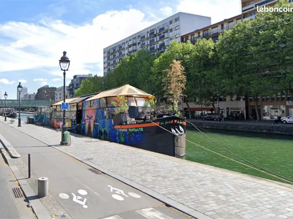 Boutique 350 m² PARIS
