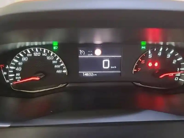 Peugeot 2008 puretech 100 s&amp;s bvm6 — photo 60