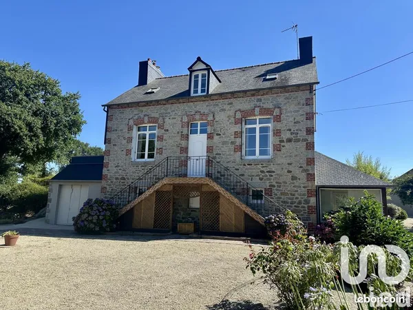 Maison 7 pièces 151 m²