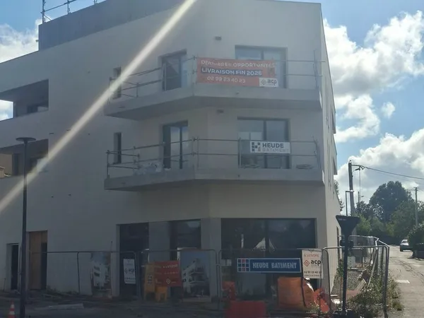 Local commercial avec visibilité