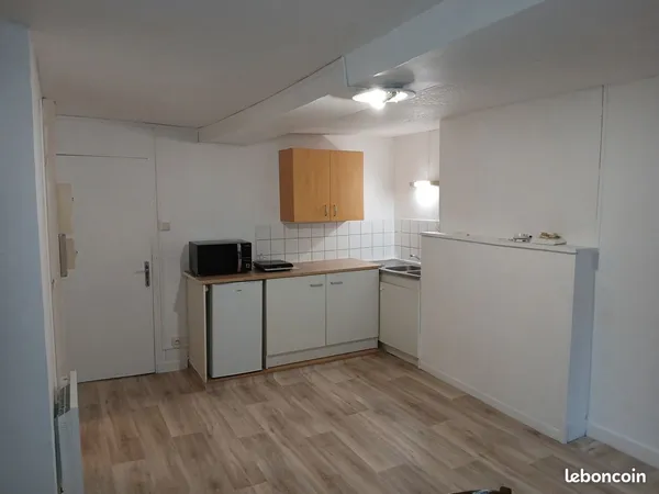 Studio centre ville de Mayenne