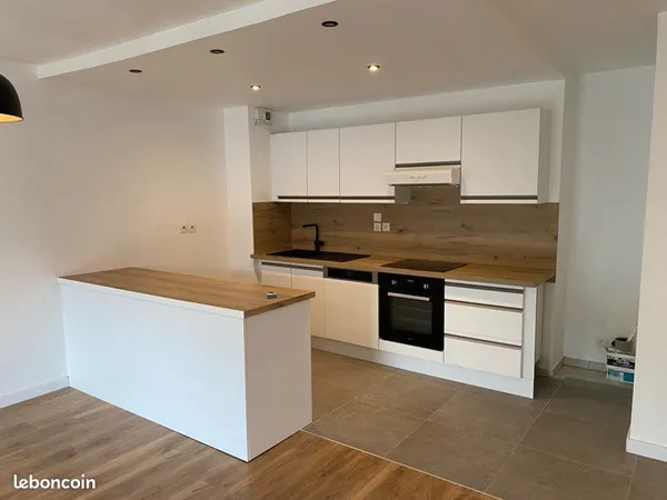 T4 86m² — St-Jorioz — Vue montagne et Laudon