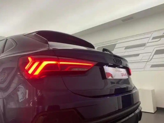 Audi Q3 sportback 35 tfsi 150ch s line plus s tronic 7 — photo 8
