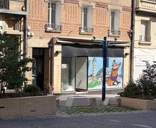 Local commercial 3 pièces 60 m²