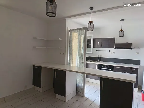 Vends appartement t2