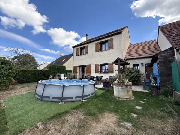 LIMOURS - Maison familiale 130 m² - 4 chambres - Garage - 3 voitures - Terrasses - Vue dégagée