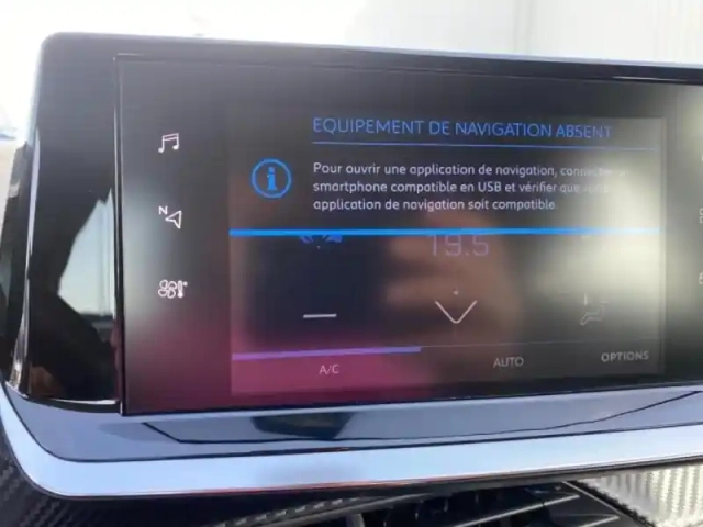 Peugeot 208 1.2 puretech 100ch s&amp;s allure eat8 — photo 15